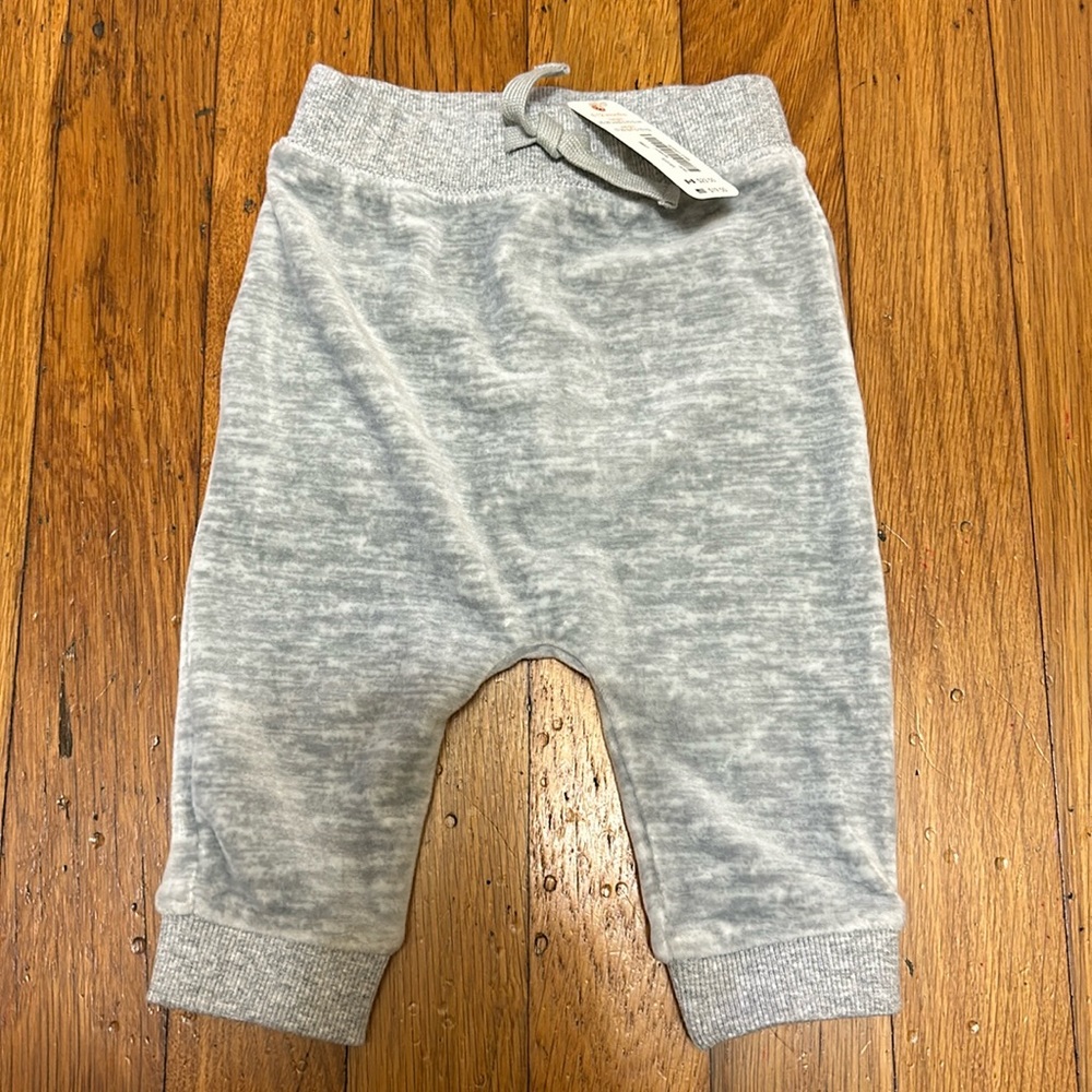 Baby pants size 6-12 months